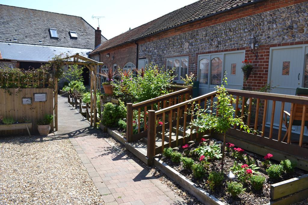 The Barns Bed & Breakfast Thorpe Market Ngoại thất bức ảnh